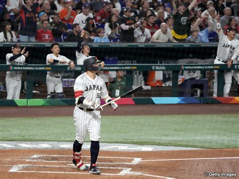 侍ジャパン・村上が大一番でwbc1号ソロ「すぐに返せて良かった」前夜から2打席連続の殊勲打 Baseball King