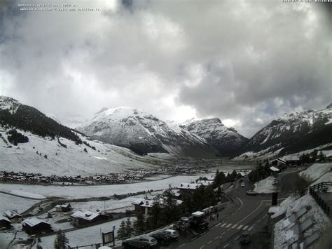 Freddo E Neve Spettacolare Risveglio Bianco Sulle Alpi E Adesso