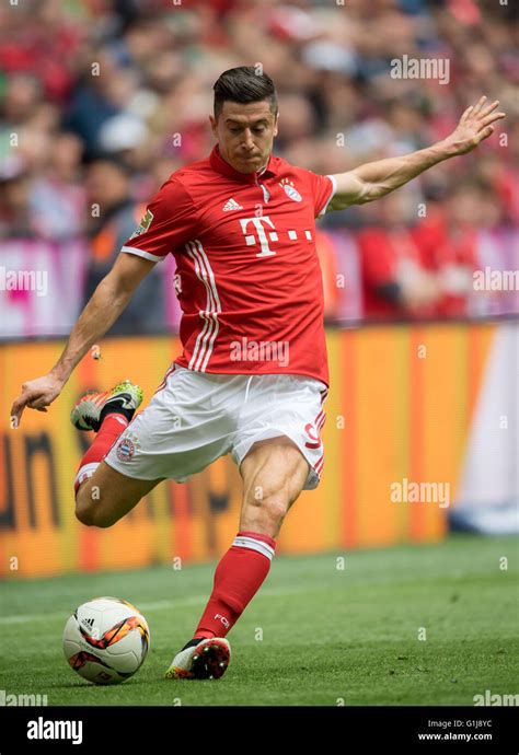 Munich S Robert Lewandowski In Action During The German Bundesliga