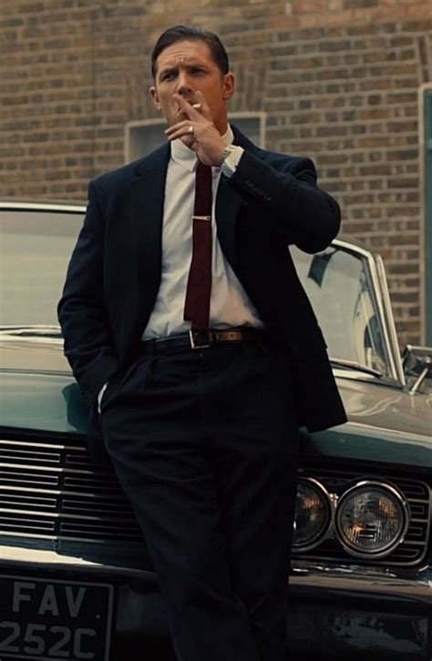 Tom Hardy In “legend” Traje Peaky Blinders Tom Hardy Legend Tom Hardy Photos Semi Formal