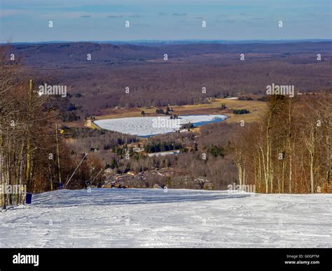 beautiful winter landscape at timberline west virginia Stock Photo - Alamy