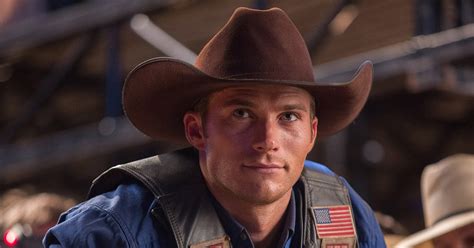 Scott Eastwood Pictures In The Longest Ride Popsugar Entertainment