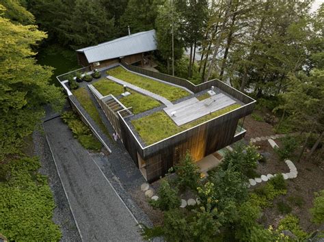 Photo Of In How They Pulled It Off A Cantilevered Green Roof Dwell