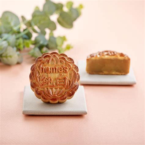 Traditional Pure White Lotus Paste Mooncake Home S Favourite