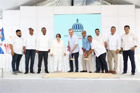 Presidente Luis Abinader da primer palazo para la construcción del