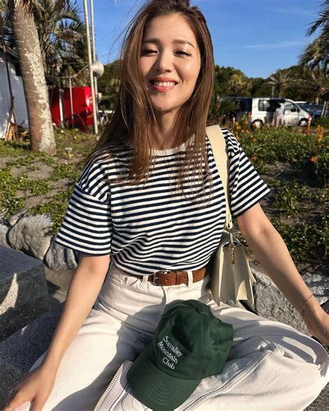 上原歩さんのインスタグラム写真 上原歩instagram「🐳⛵️ プチバトーのパイル素材のtシャツ Petitbateaujp