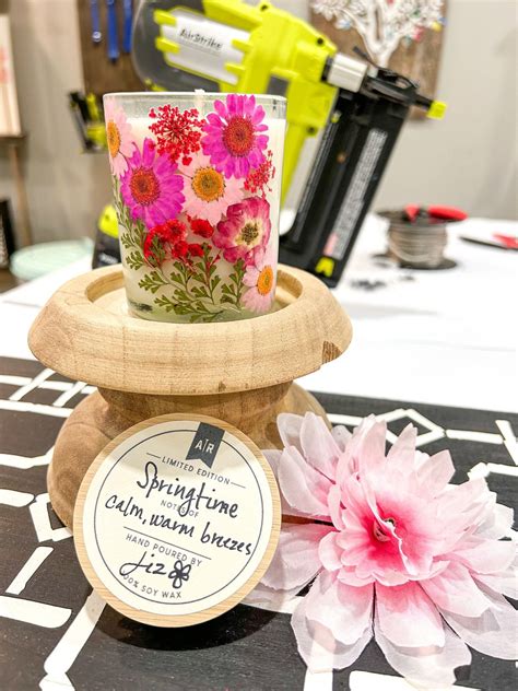 PRESSED FLOWER CANDLE POURING + SCENT MIXOLOGY, 27 S Ocean Ave