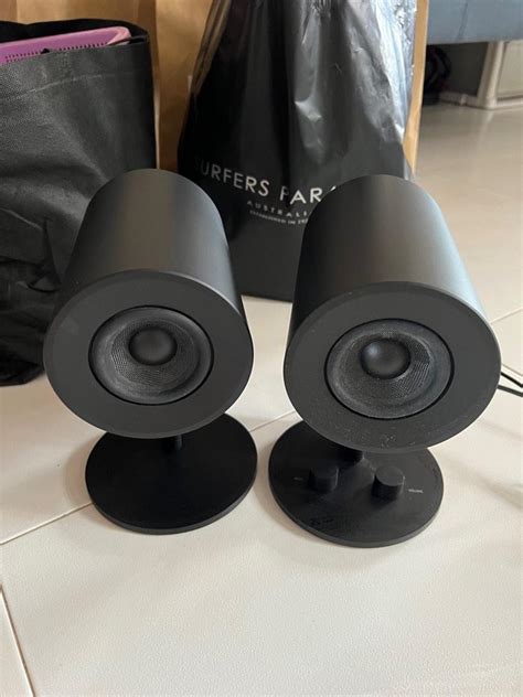 Razer Nommo Chroma 20 Gaming Speakers Audio Soundbars Speakers