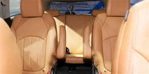 Row Suvs With Captains Chairs