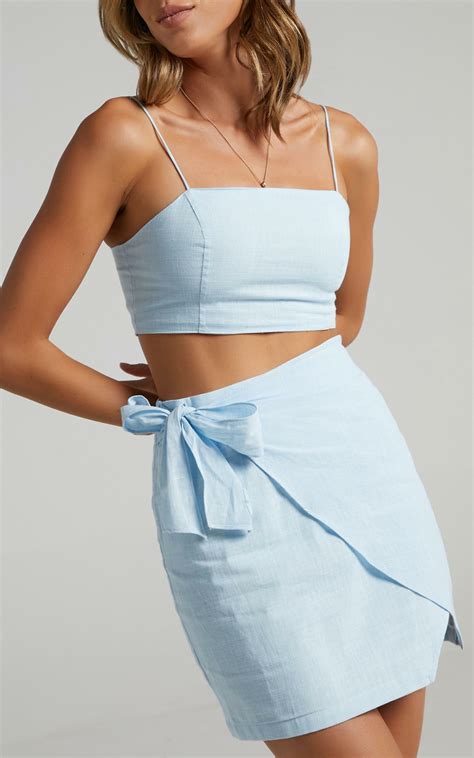 Keep On Turning Two Piece Set In Powder Blue Linen Look Showpo