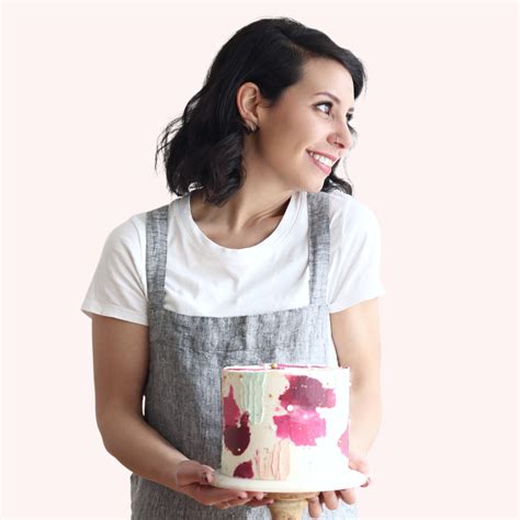 How To Frost A Flawless Semi Naked Cake Sugar Sparrow