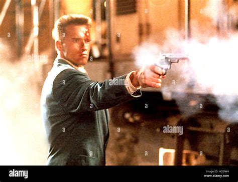 Red Heat Arnold Schwarzenegger 1988 Stock Photo Alamy