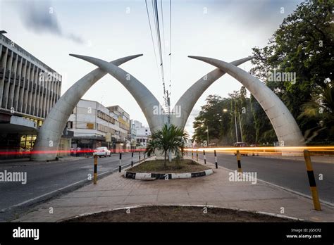 Mombasa straße Fotos und Bildmaterial in hoher Auflösung Alamy