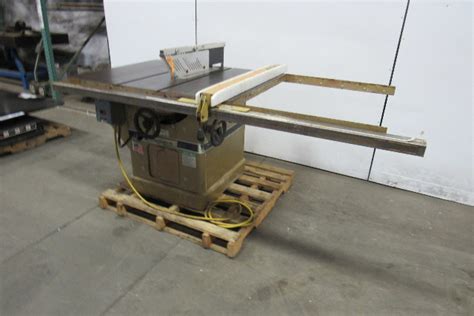 Powermatic Model 72a 75hp 14 Tilt Table Saw Wfence And Blade Guard 208