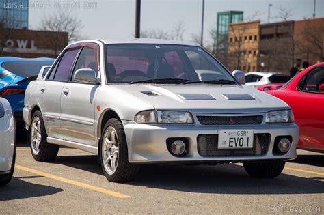 Silver Mitsubishi Lancer Evolution Gsr Benlevy