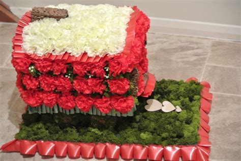 Items Similar To Gypsy Traveller Caravan Floral Tribute Funeral Flowers