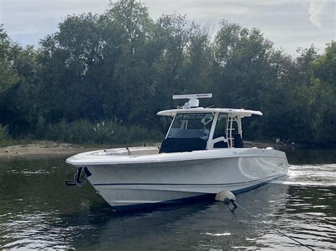 Used Boston Whaler Outrage In Var Inautia