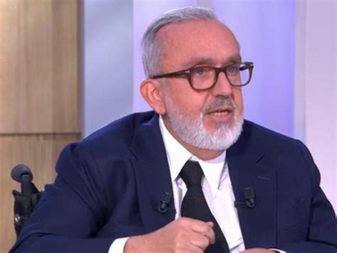 On Na Plus Aucun Respect Dominique Farrugia Pousse Un Coup De