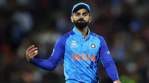 Watch Virat Kohli Gets Frustrated Over Rcbs Fielding Goof Up Video