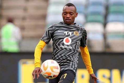 PICTURE Kaizer Chiefs Star Khama Billiat Spotted Partying In Zim