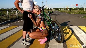 Risky Blowjob From A Tattoo Girl In The Middle Of A City Intersection Public Sex Exclusive