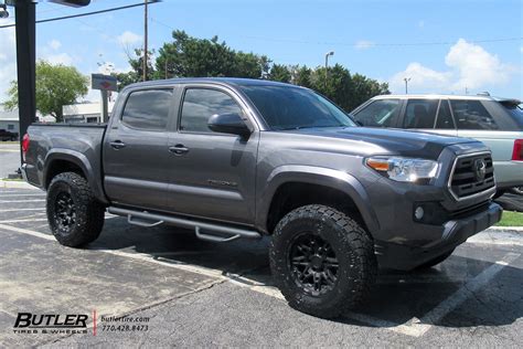 Toyota Tacoma With In Level Slingshot Wheels And Toyo Flickr