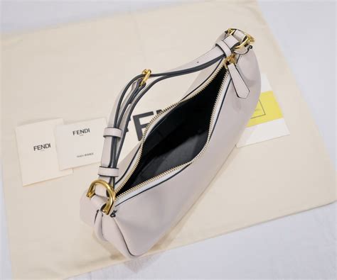 Fendi Praphy 2196 29x24 5x10cm Ww5 9 Bags丨tangmir