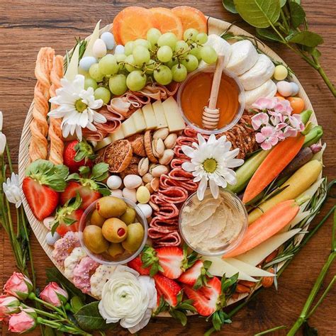 30 Cute Easter Charcuterie Boards Everyone Will Enjoy Prada