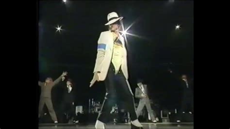 Michael Jackson Dangerous Tour Smooth Criminal
