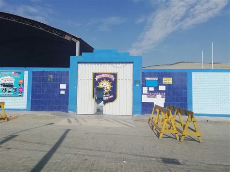 Colegio Miguel Grau En La Ciudad Salaverry