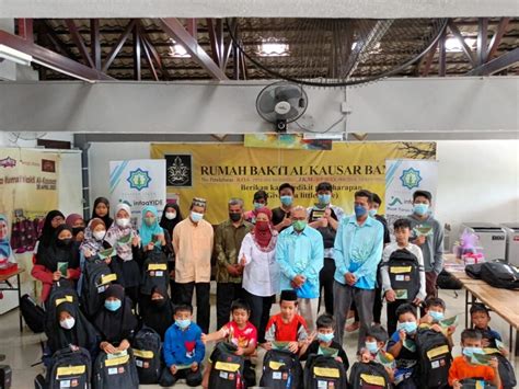 Tarikan Kampung Melayu Tradisional Kosmo Digital