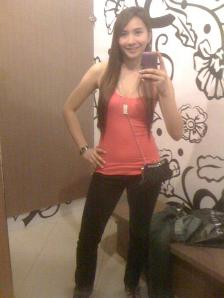 Asian Babes Rachel Anne Daquis Cute Selfie Pics