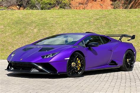 Lamborghini Huracán STO A fusão perfeita entre luxo potência e