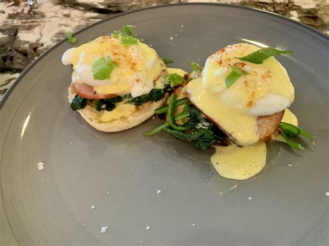 Homemade Eggs Benedict R Food