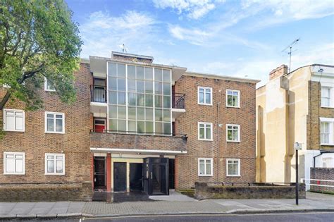 Shaw Court Cornwallis Road London 1 Bed Flat 370 000