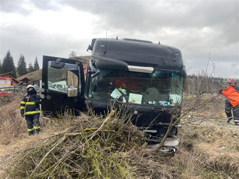 Accident Mortal La Dorna Candrenilor Oferul Camionului I A Pierdut