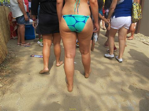 Nice Ass Beach Bikini Forum