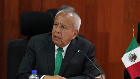 FGR procede penalmente contra Francisco Garduño comisionado del INM