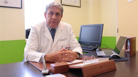 Director Del Hospital Regional Atenderemos A Nuestros Pacientes