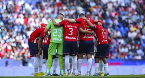 La Posible Alineación de Chivas para su partido contra Tigres en Copa Sky