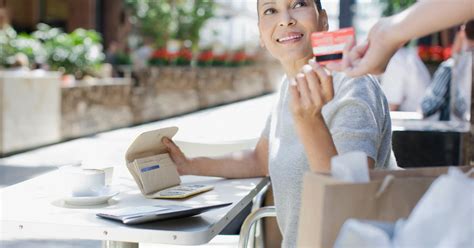 What Are the Best First-Time Credit Cards?