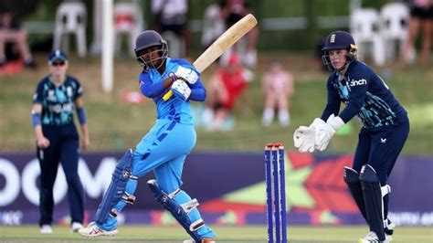 Shafalis India Beat England By 7 Wickets To Win U 19 World Cup Secure