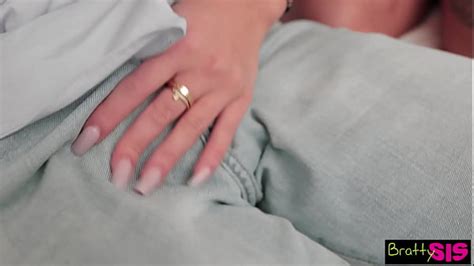 Charlie Dean Pornstar Page XVIDEOS