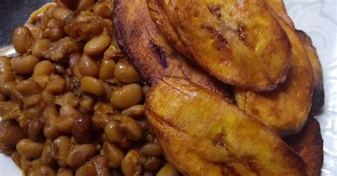 Beans and fried plantain Recipe by fagbamigbe David - Cookpad