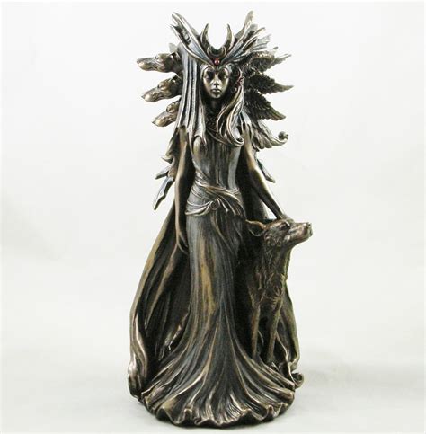 Diosa Griega Diosa De La Magia Hekate Figura Decorativa Bronce