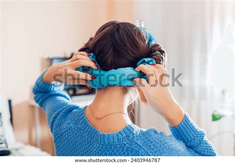heatless hair rollers   images shutterstock