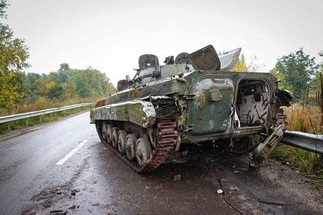 Venäjän armeijan BMO-T-vaunu löytyi tuhottuna Harkovan läheltä - Ilta ...