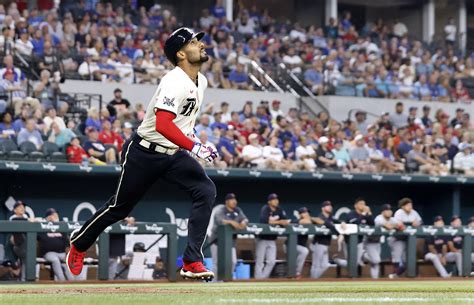 texas rangers win  cleveland guardians