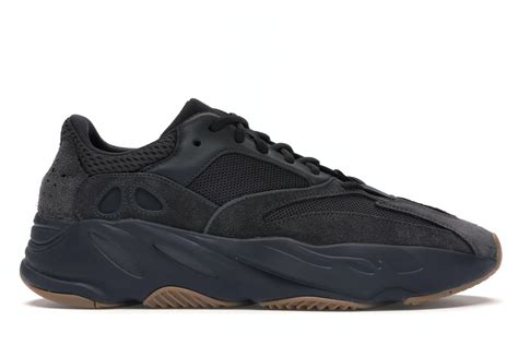 adidas Yeezy Boost 700 Utility Black - FV5304