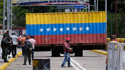 Le Venezuela Rouvre Ses Fronti Res Terrestres Avec La Colombie Le Temps